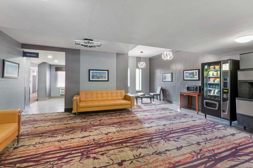 Best Western The Inn At Rochester Airport